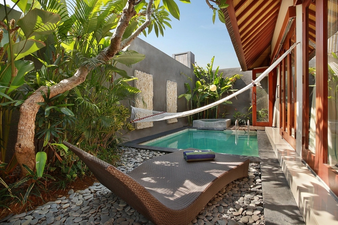 Imagen de la piscina del Hotel Seminyak Sanctuary Villa By Ini Vie Hospitality. Foto 13