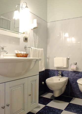 Imagen de la habitación del Hotel Semiramide Palace. Foto 5