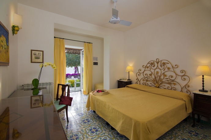 Imagen de la habitación del Hotel Semiramis De Charme. Foto 6