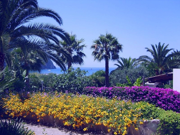 Imagen de los exteriores del Hotel Semiramis De Charme. Foto 15