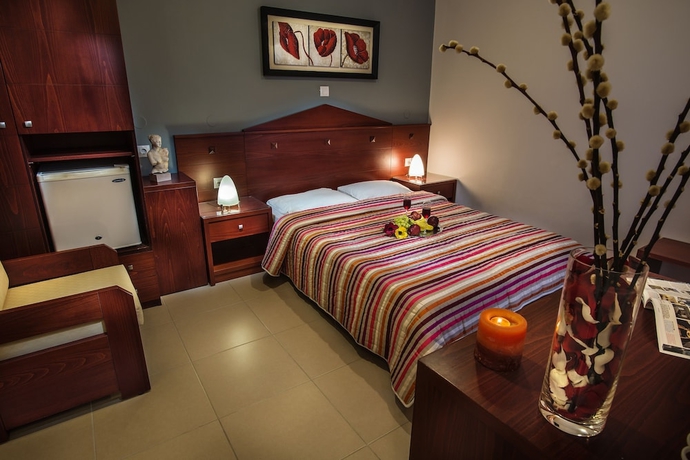 Imagen de la habitación del Hotel Semiramis Guesthouse, Kaminia. Foto 10