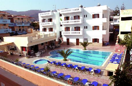 Imagen de la piscina del Hotel Semiramis Malia. Foto 4