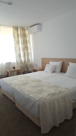 Imagen de la habitación del Hotel Semiramis, VENUS - SATURN. Foto 10