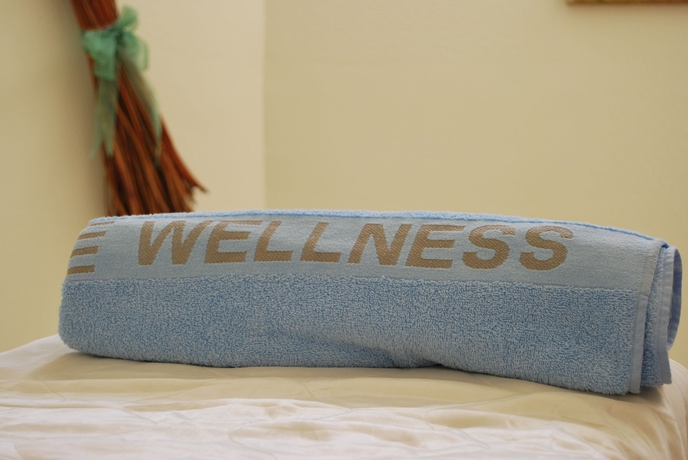 Imagen de la piscina del Hotel Semiramis Village. Foto 13