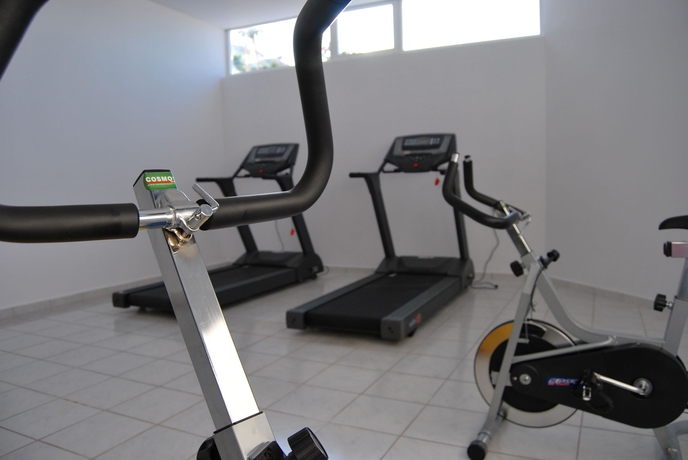 Imagen de los interiores del Hotel Semiramis Village. Foto 10