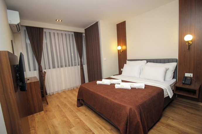 Imagen de la habitación del Hotel Semitronix. Foto 11