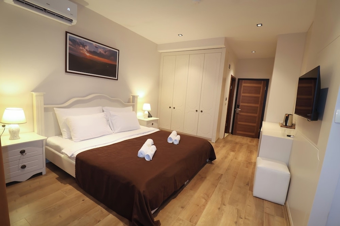 Imagen de la habitación del Hotel Semitronix. Foto 12