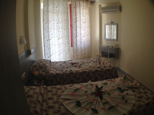 Imagen de la habitación del Hotel Semiz Apart. Foto 2