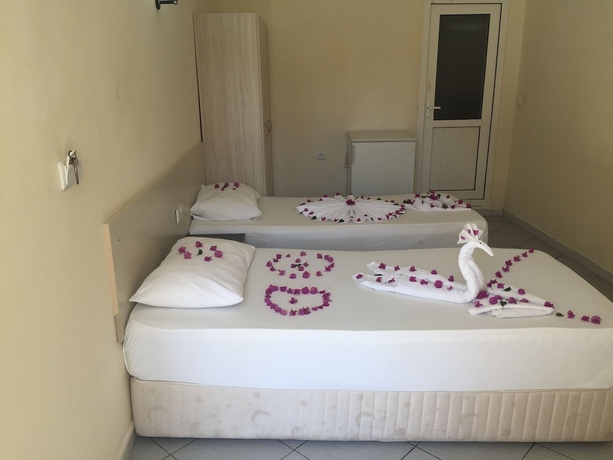 Imagen de la habitación del Hotel Semiz Apart. Foto 12