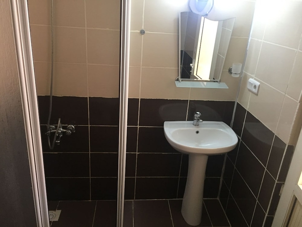 Imagen de la habitación del Hotel Semiz Apart. Foto 13