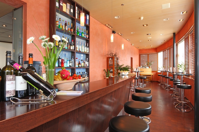 Imagen del bar/restaurante del Hotel Sempachersee. Foto 5