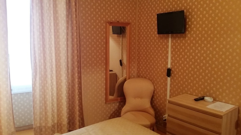 Imagen de la habitación del Hotel Sempione, Stresa. Foto 4