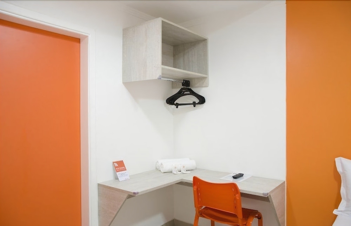 Imagen de la habitación del Hotel Semprehotel. Foto 12