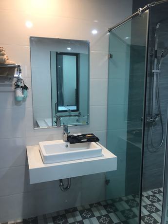 Imagen de la habitación del Hotel Sen Bien Hotel. Foto 10