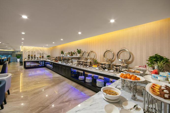 Imagen del bar/restaurante del Hotel Sen Grand and Spa Managed By Sen Group. Foto 6