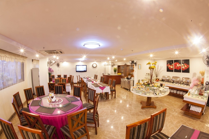 Imagen del bar/restaurante del Hotel Sen Luxury. Foto 3