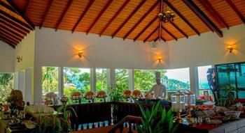 Imagen de los interiores del Hotel Senani. Foto 6