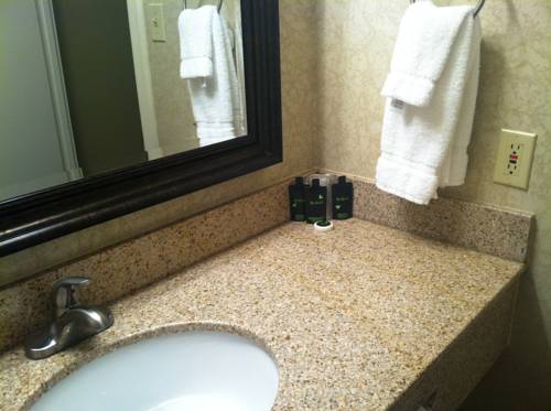 Imagen de la habitación del Hotel Senate Luxury Suites. Foto 4