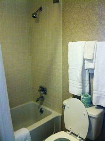 Imagen de la habitación del Hotel Senate Luxury Suites. Foto 8