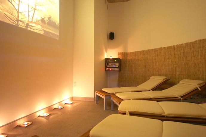 Imagen de los interiores del Hotel Senator Águilas. Foto 22