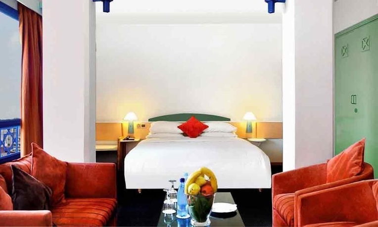 Imagen de la habitación del Hotel Senator Agadir. Foto 11