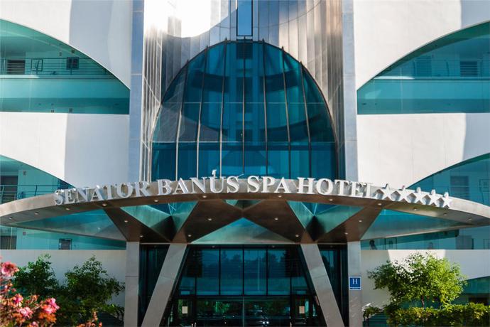 Imagen general del Hotel Senator Ban&uacute;s Adults Recomended. Foto 1
