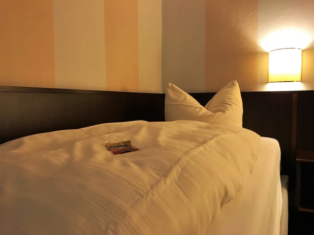 Imagen de la habitación del Hotel Senator, Bielefeld. Foto 8