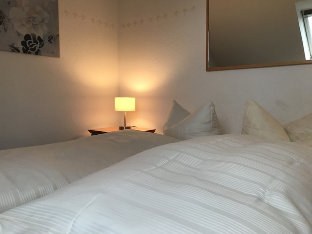 Imagen de la habitación del Hotel Senator, Bielefeld. Foto 12