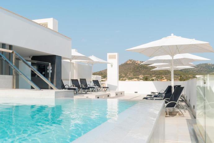 Imagen de la piscina del Hotel Senator Cala Millor. Foto 20