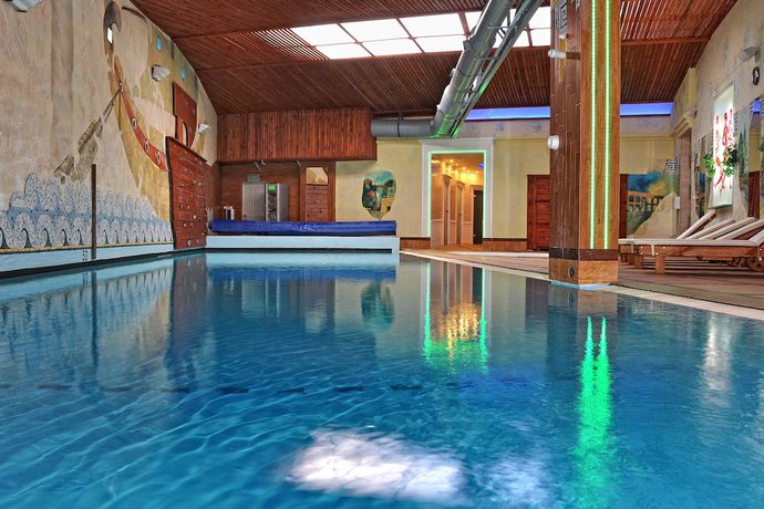 Imagen de la piscina del Hotel Senator Centrum Konferencyjne. Foto 20
