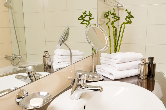 Imagen de la habitación del Hotel Senator City Center. Foto 10