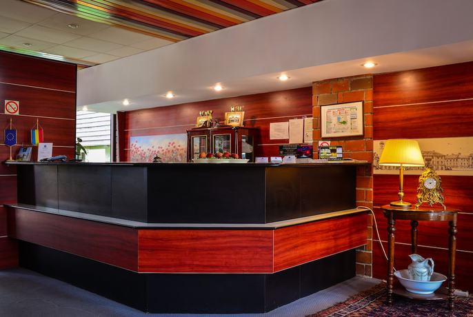 Imagen de los interiores del Hotel Senator, Ghiroda. Foto 16