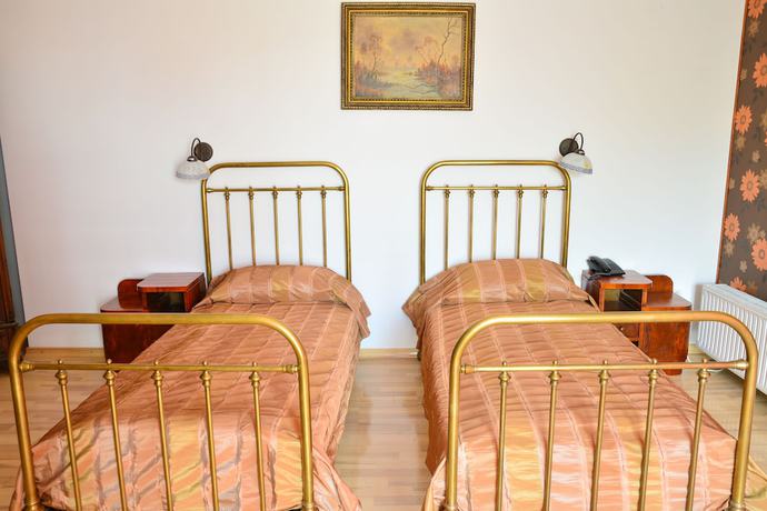 Imagen de la habitación del Hotel Senator, Ghiroda. Foto 10