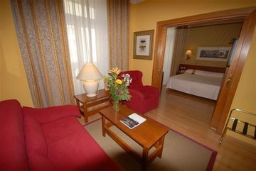 Imagen de la habitación del Hotel Senator Gran Via 21. Foto 5