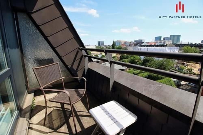 Imagen de la habitación del Hotel Senator Hamburg. Foto 15