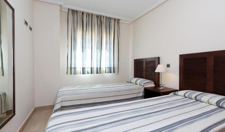 Imagen de la habitación del Hotel Senator Mar Menor Golf & Spa Resort. Foto 5