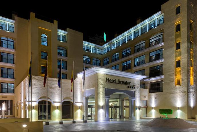 Imagen de los exteriores del Hotel Senator Mar Menor Golf & Spa Resort. Foto 11