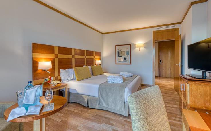 Imagen de la habitación del Hotel Senator Parque Central. Foto 7