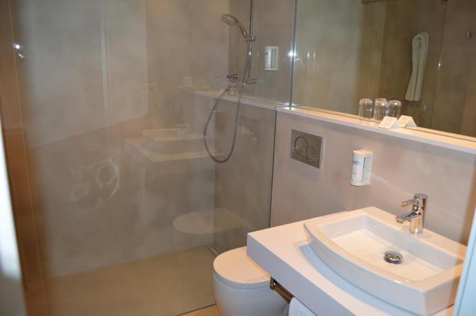 Imagen de la habitación del Hotel Senator Port Mahón. Foto 6