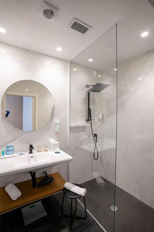 Imagen de la habitación del Hotel Senator Port Mahón. Foto 7