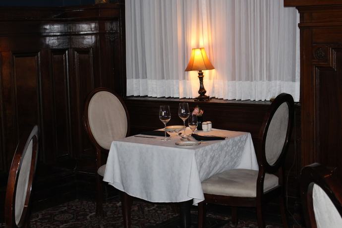 Imagen del bar/restaurante del Hotel Senator, Saskatoon. Foto 3