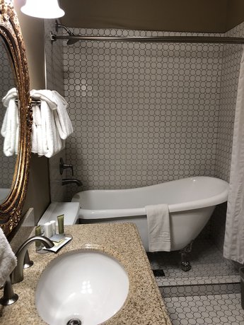 Imagen de la habitación del Hotel Senator, Saskatoon. Foto 17