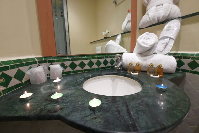 Imagen de la habitación del Hotel Senator Tanger. Foto 10