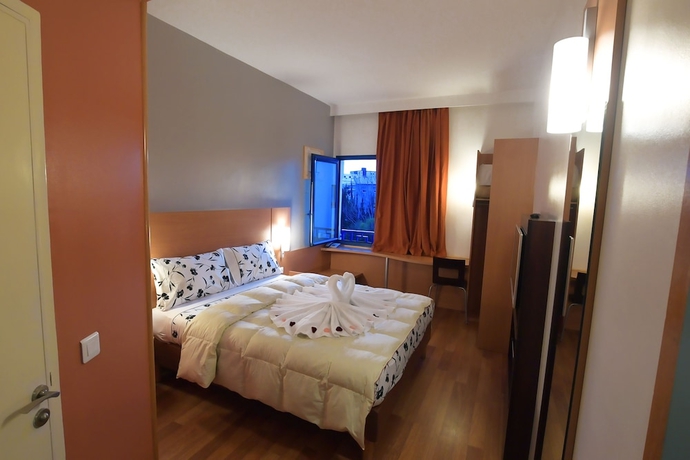 Imagen de la habitación del Hotel Senator Tanger. Foto 11