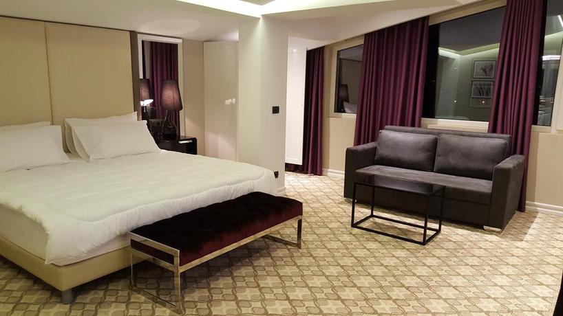 Imagen general del Hotel Senator, Tirana. Foto 7