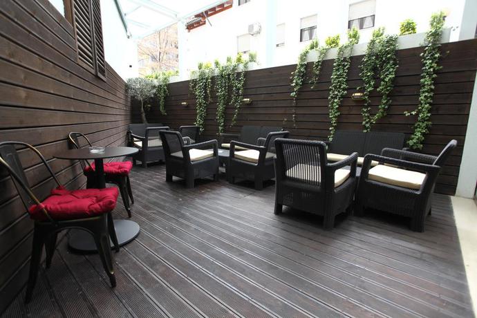 Imagen general del Hotel Senator, Tirana. Foto 9