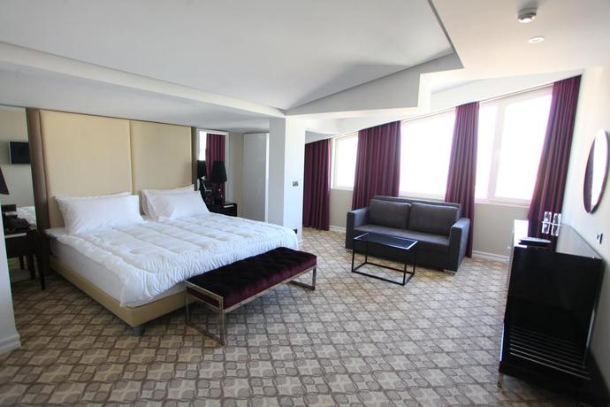 Imagen general del Hotel Senator, Tirana. Foto 12