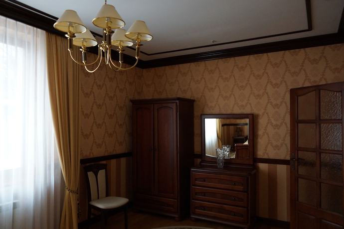 Imagen de la habitación del Hotel Senator, Truskavets. Foto 16