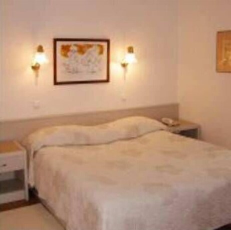 Imagen de la habitación del Hotel Senator-h&aacute;z. Foto 33