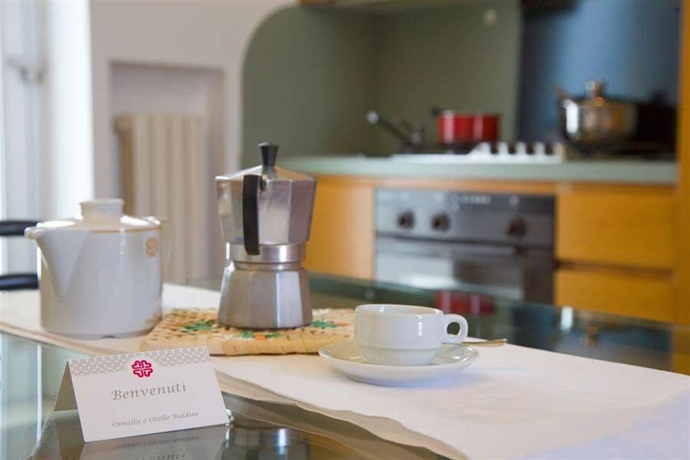 Imagen de la habitación del Hotel Senbhotel. Foto 4